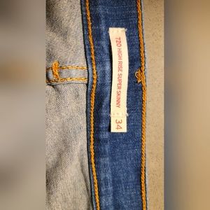 Levi's 720 High Rise Skinny size 34